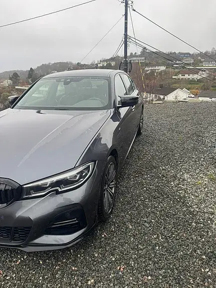 BMW 330E 2019 photo 3