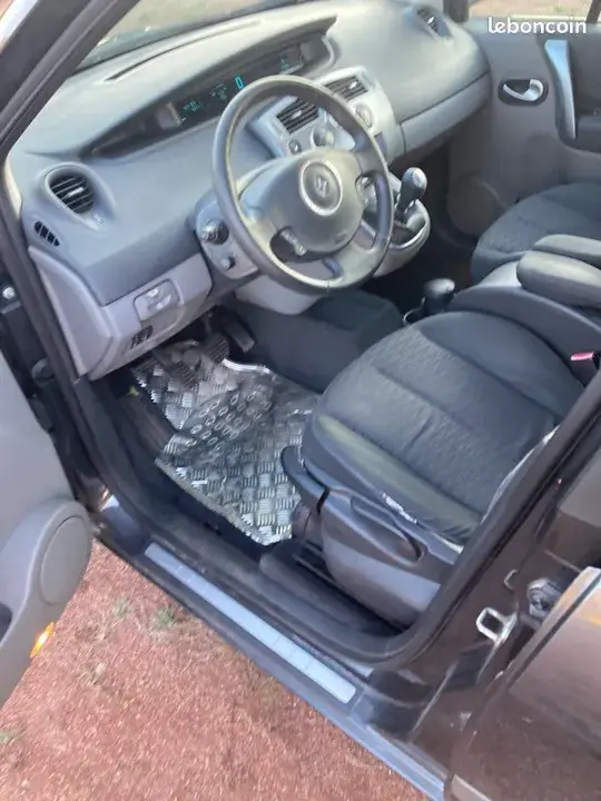 Renault Scenic 2006 photo 3