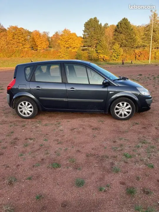 Renault Scenic 2006 photo 2
