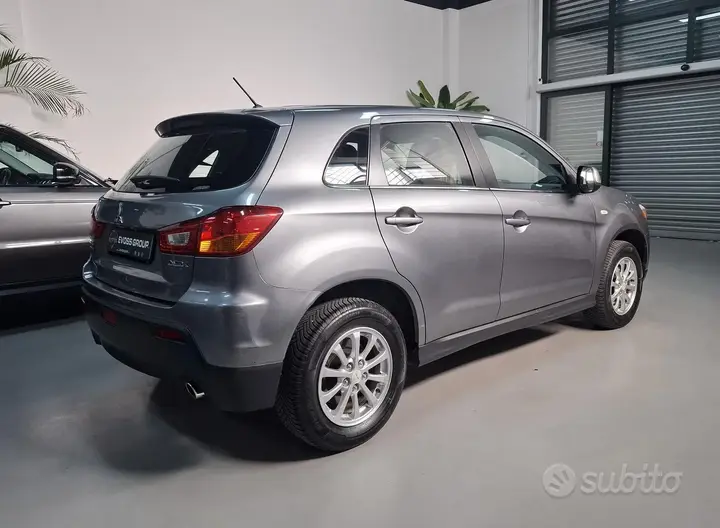 Mitsubishi Asx 2011 photo 4