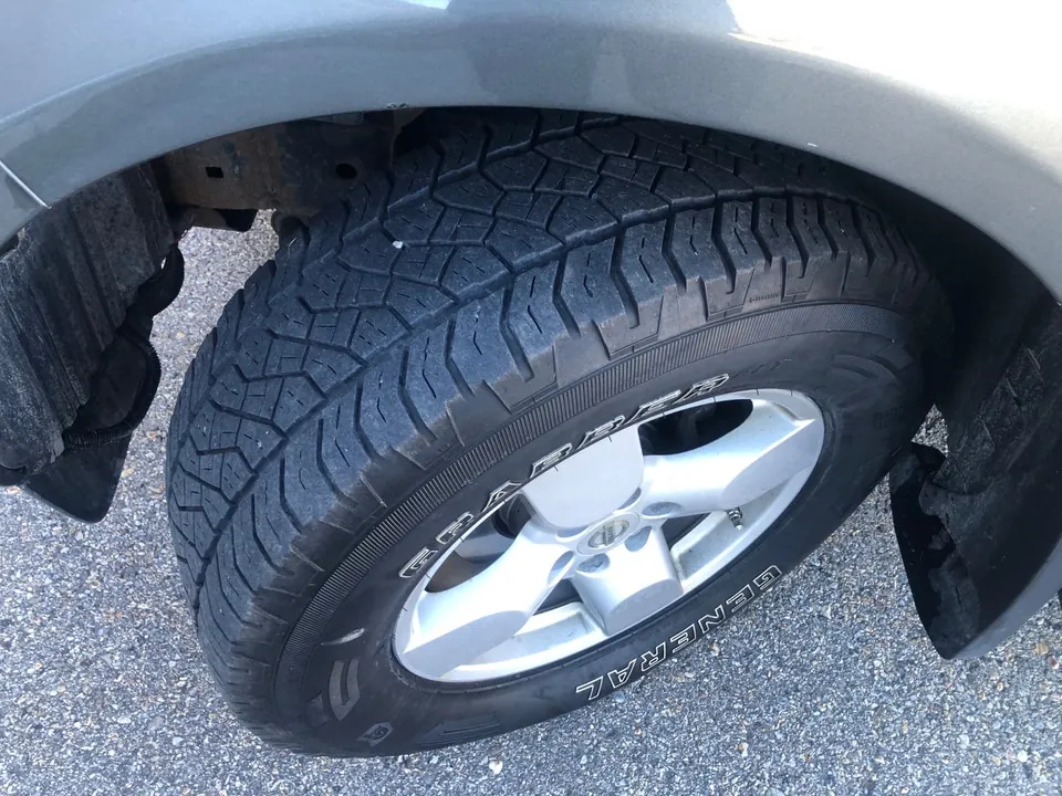 Nissan Frontier 2006 photo 5