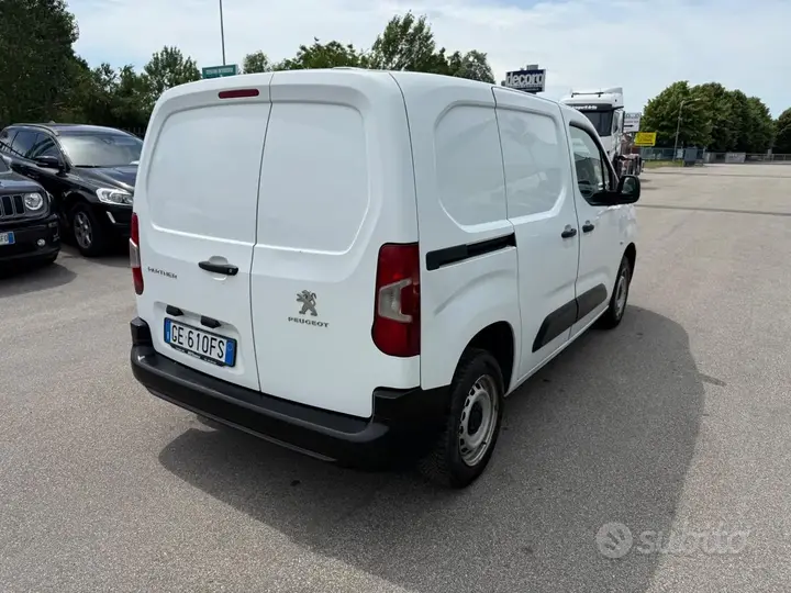 Peugeot Partner 2021 photo 4