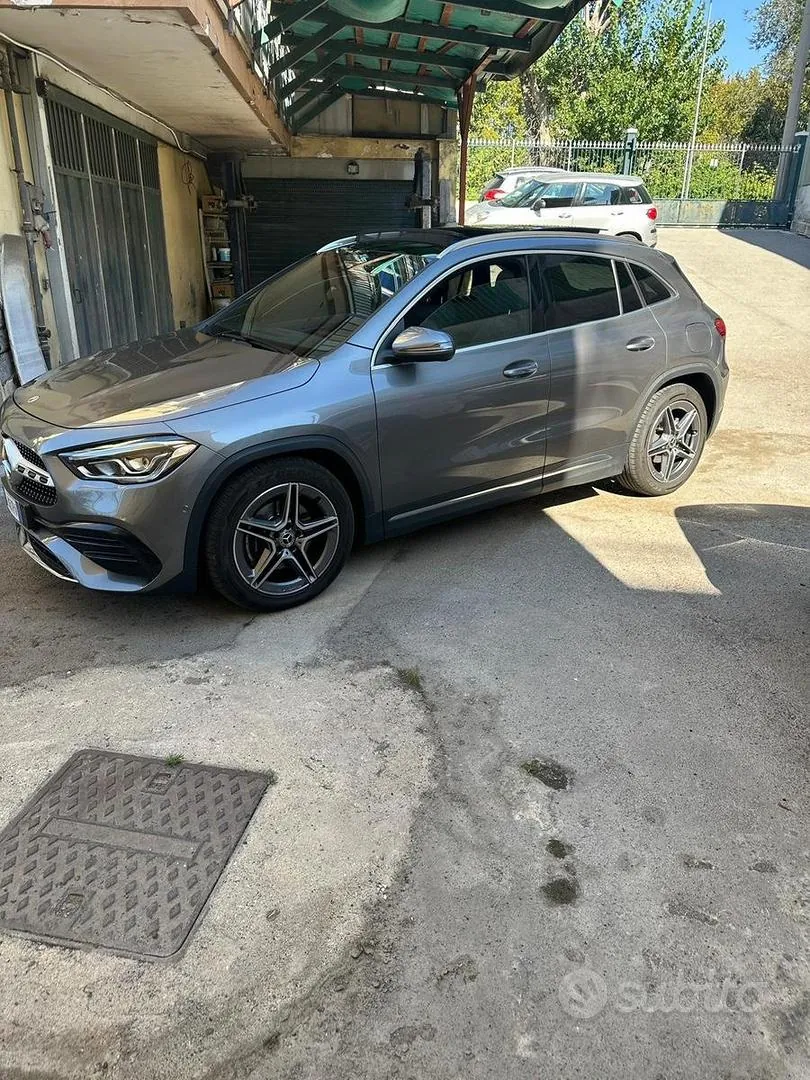 Mercedes-Benz Gla 180 2022 photo 2