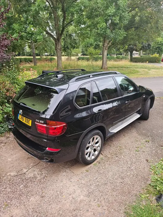 BMW X5 2011 photo 2