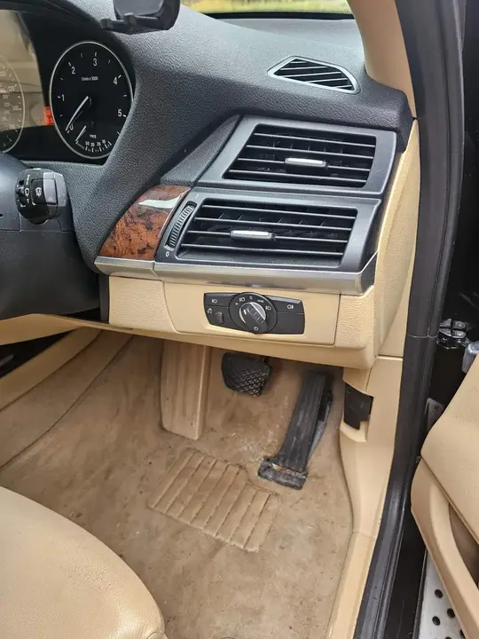 BMW X5 2011 photo 5