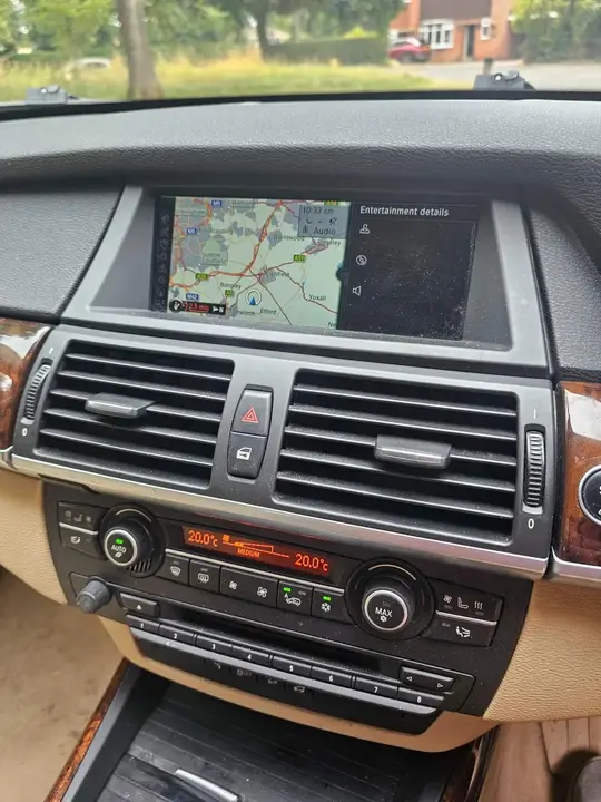 BMW X5 2011 photo 4