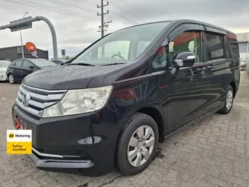 Honda Step Wagon 2013 photo 4