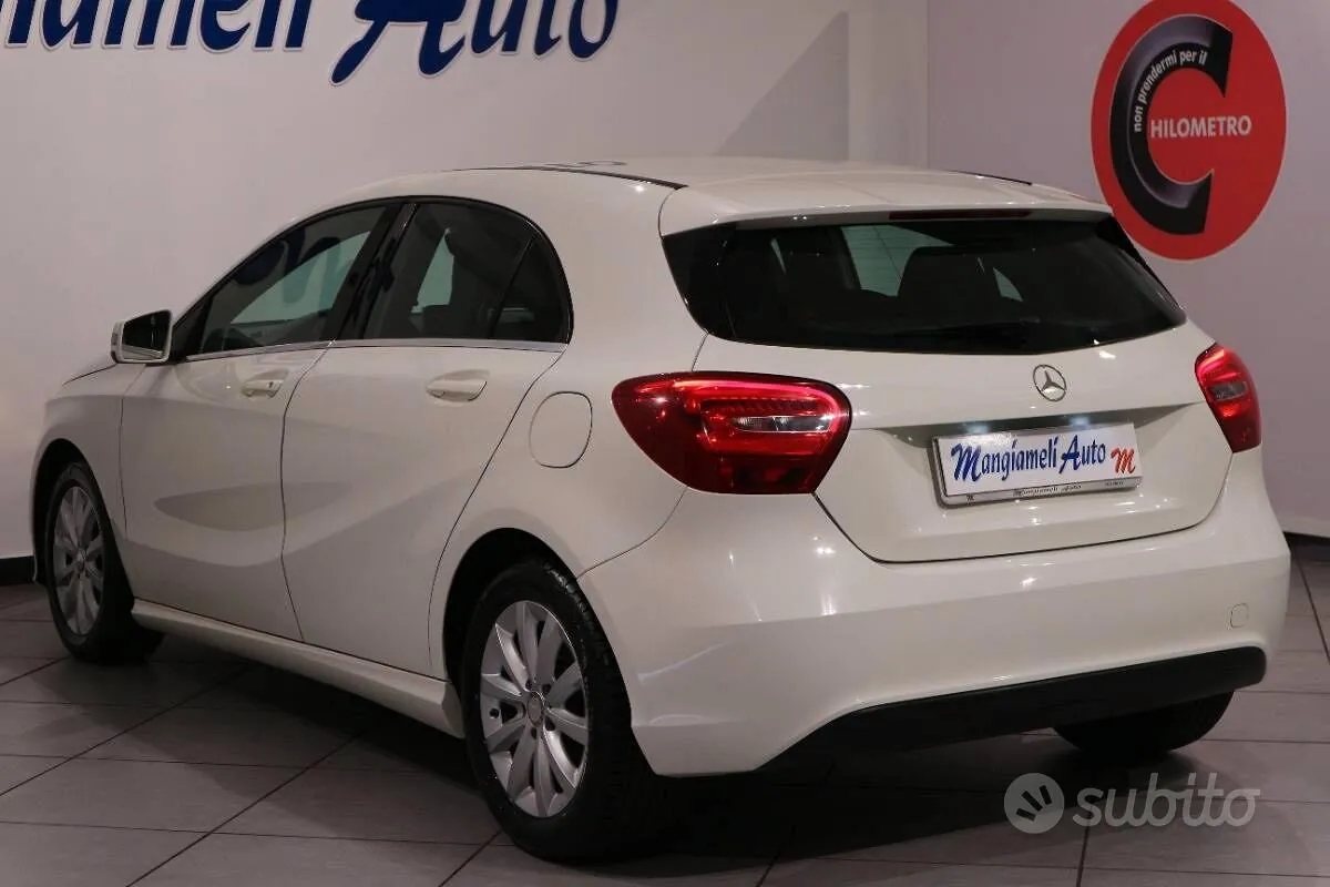 Mercedes-Benz A 2016 photo 4