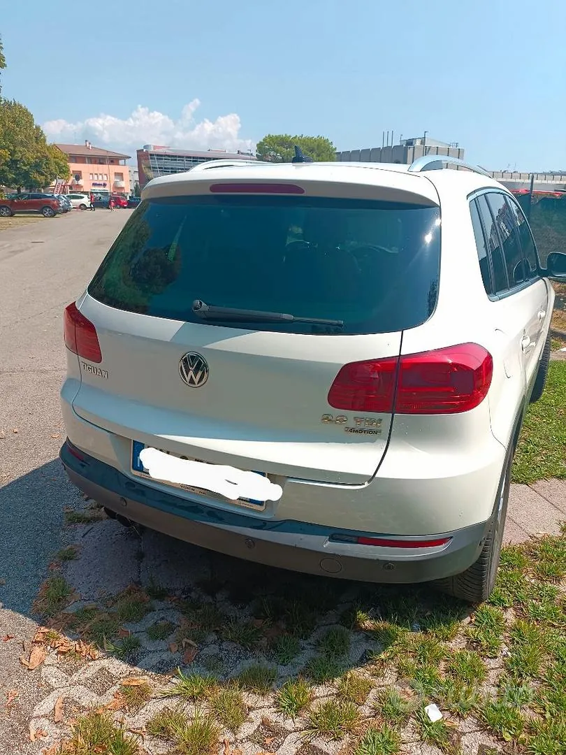 Volkswagen Tiguan 2012 photo 4