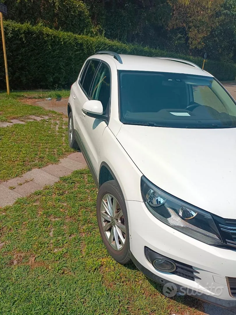 Volkswagen Tiguan 2012 photo 3