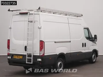 Iveco Daily 2023 photo 2