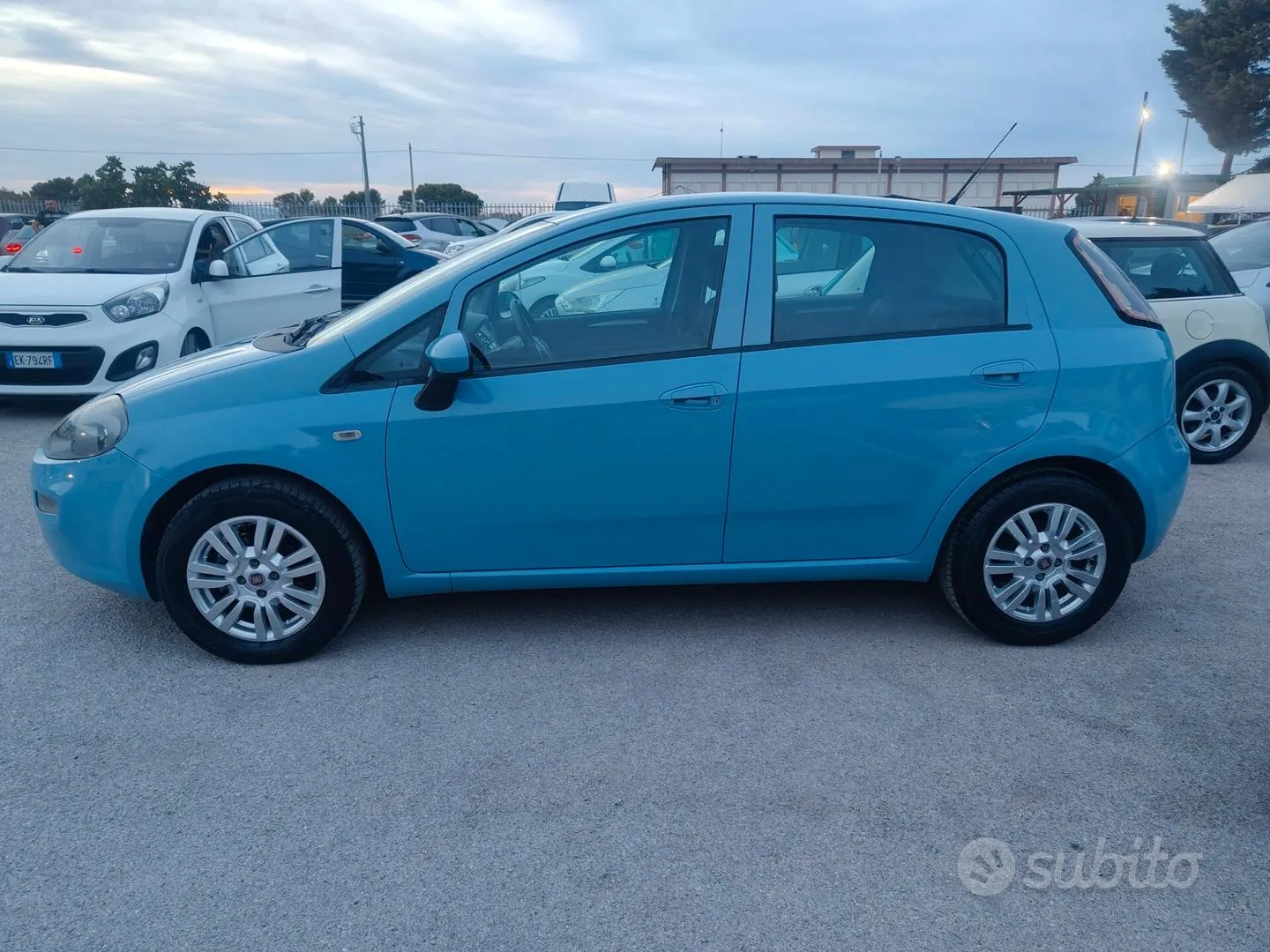 Fiat Punto 2015 photo 5