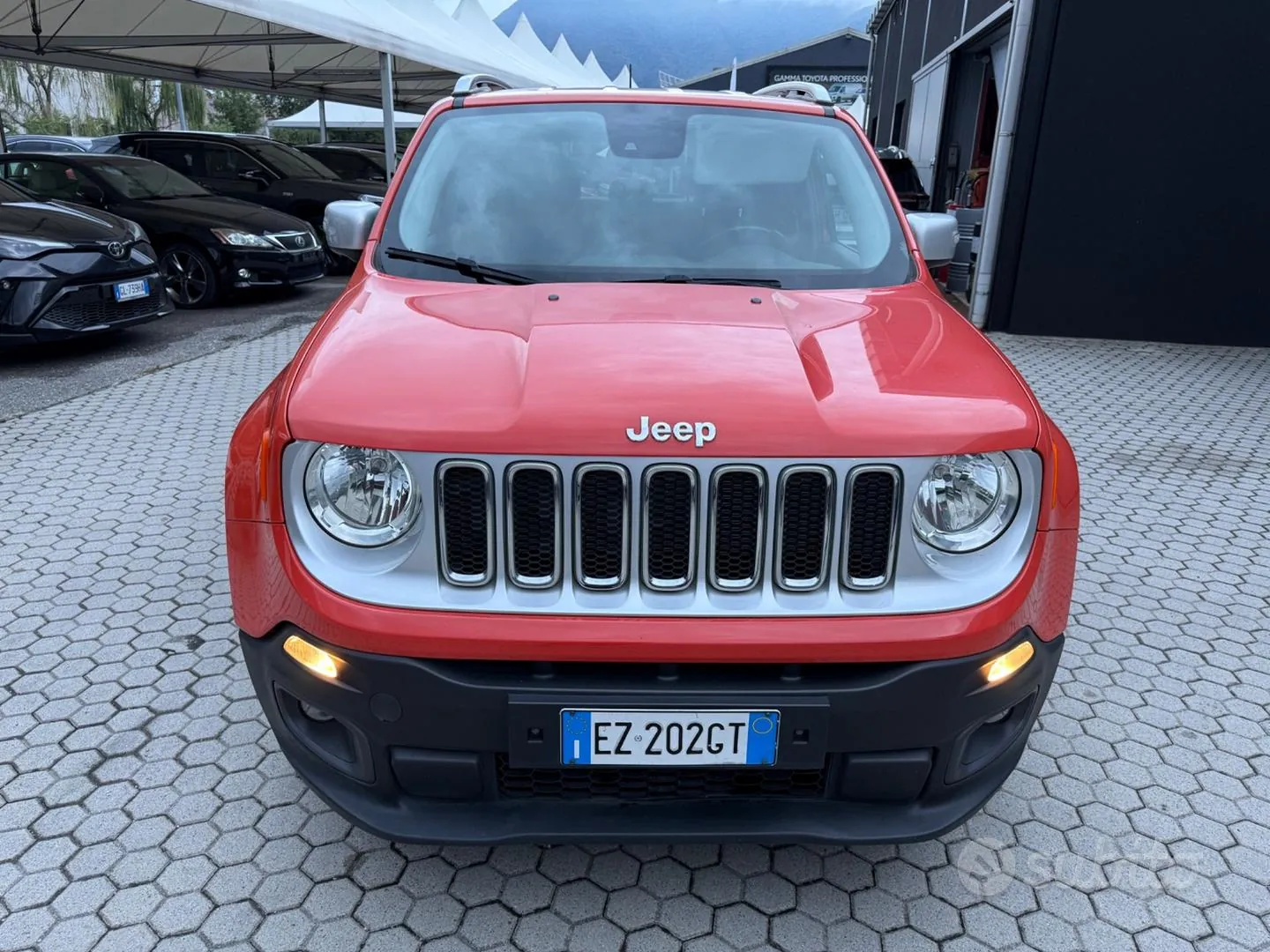 Jeep Renegade 2015 photo 2