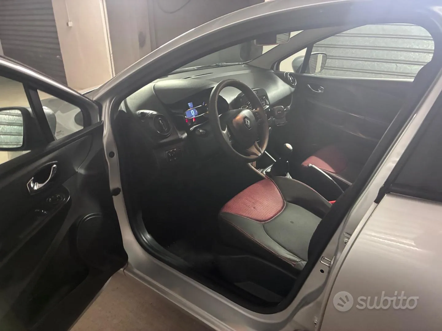 Renault Clio 2013 photo 3
