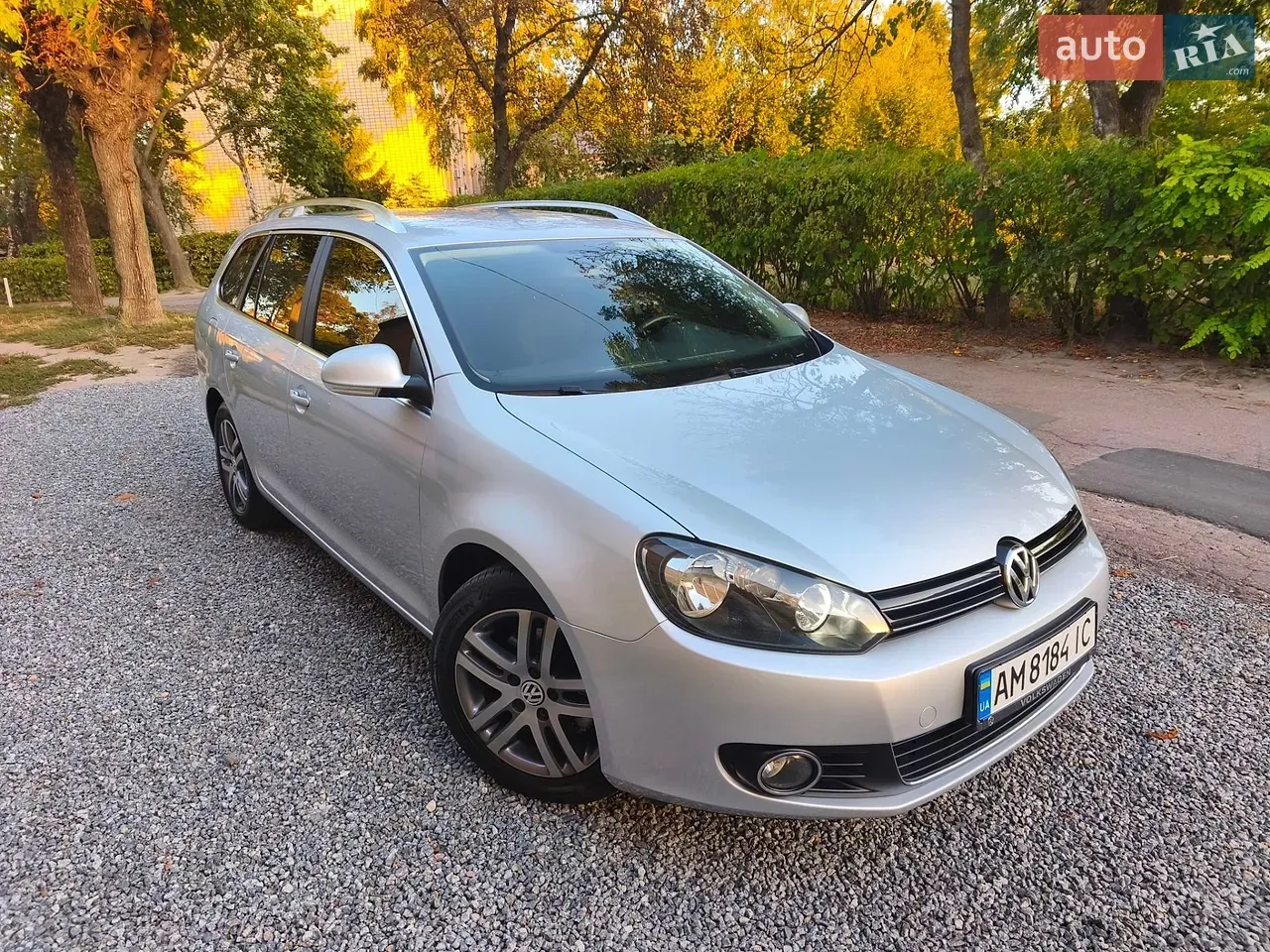 Volkswagen Golf 2012 photo 2