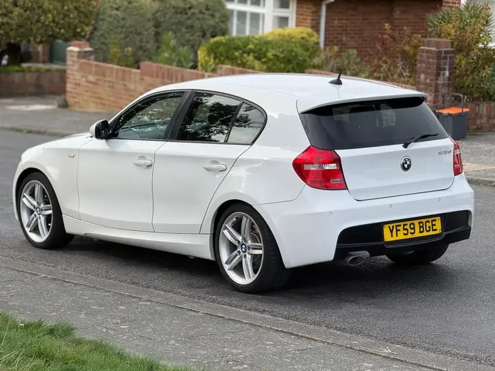 BMW 1 Series 2009 photo 4