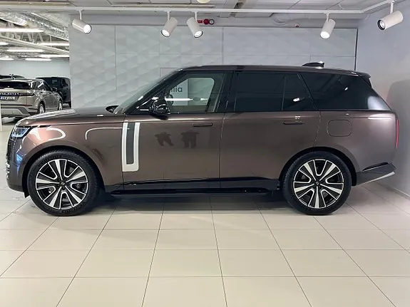 Land Rover Range Rover 2027 photo 3