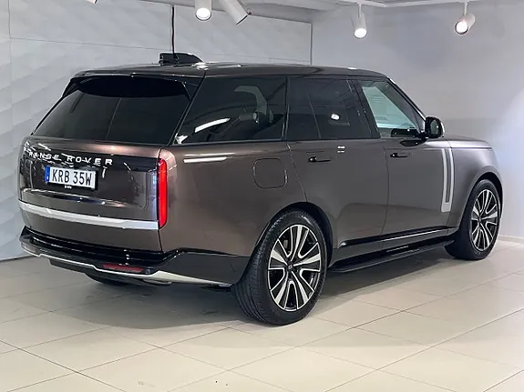 Land Rover Range Rover 2027 photo 4