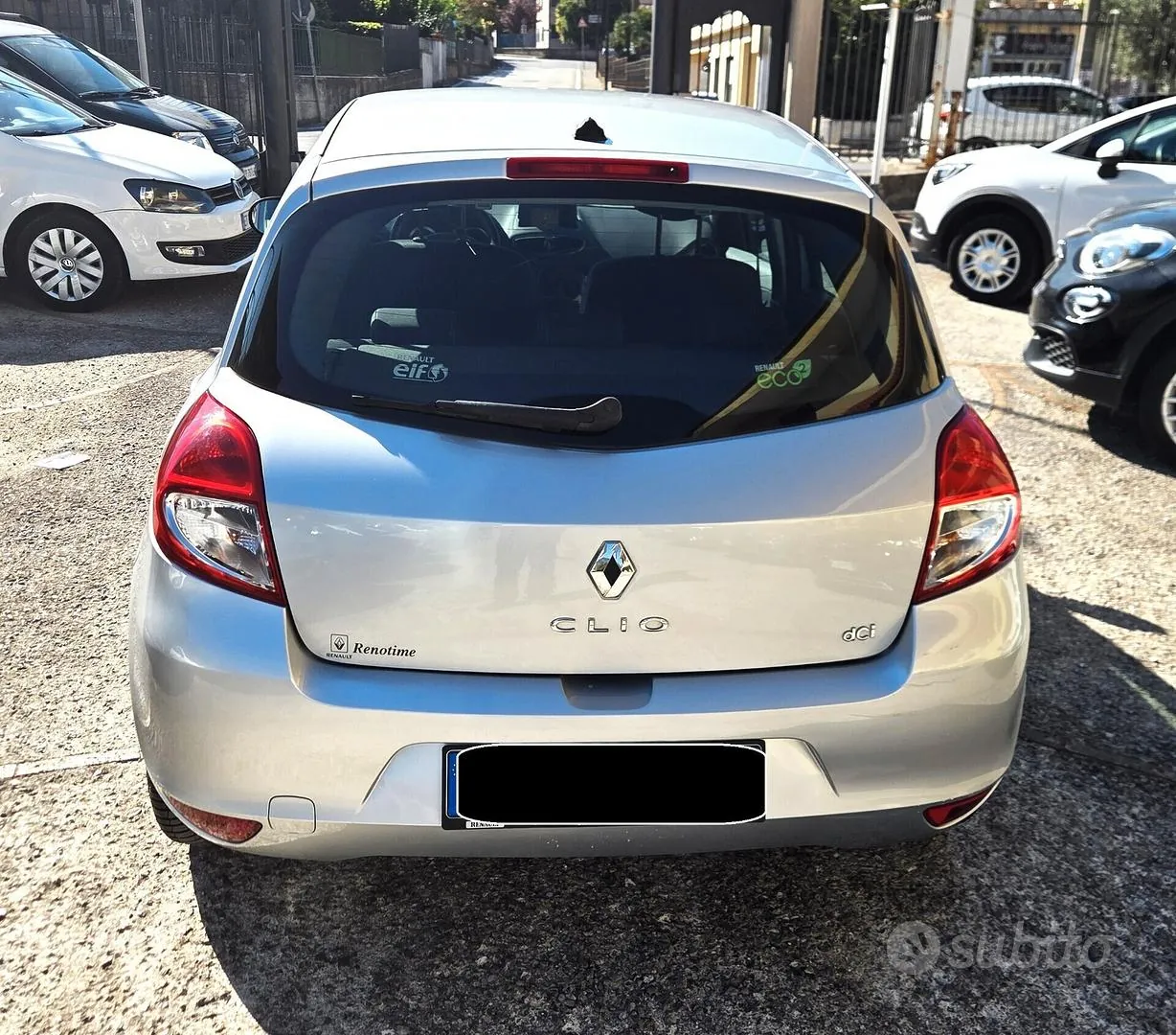 Renault Clio 2011 photo 2