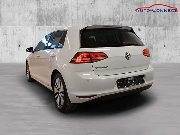 Volkswagen E-Golf 2015 photo 4