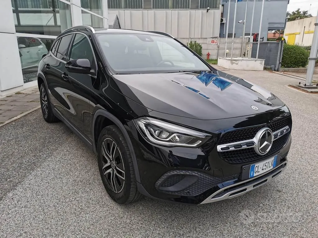 Mercedes-Benz Gla 2023 photo 3