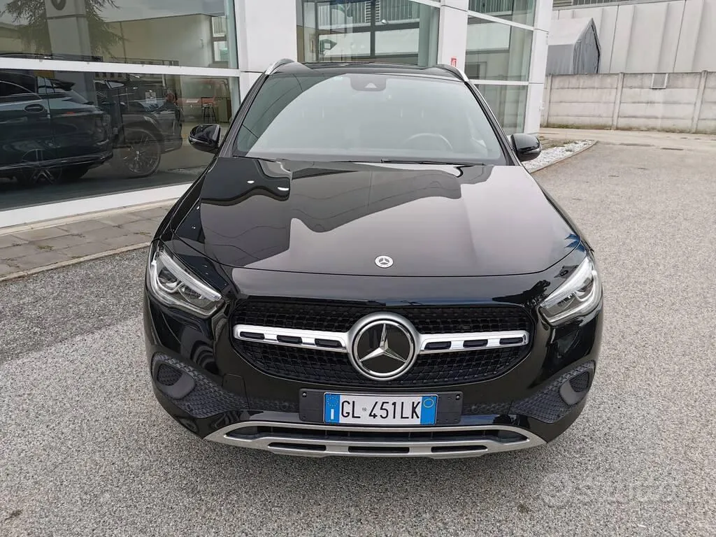 Mercedes-Benz Gla 2023 photo 2