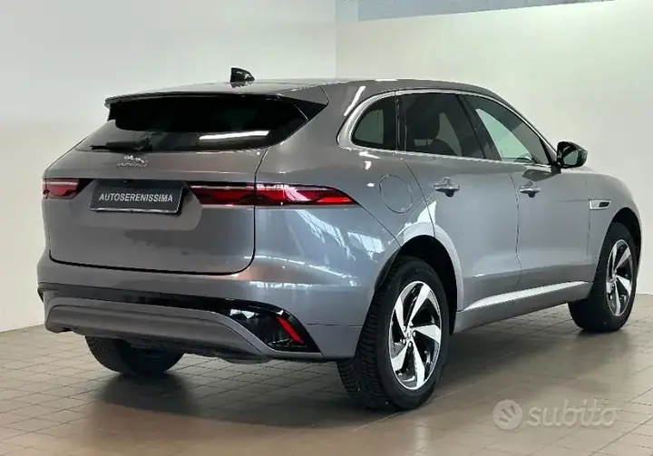 Jaguar F-Pace 2023 photo 4