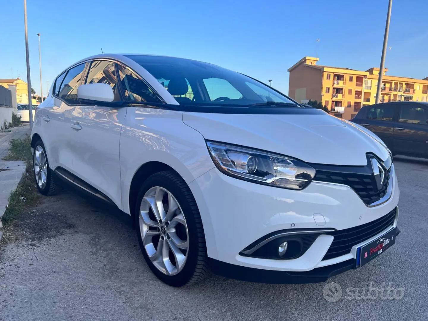 Renault Scenic 2020 photo 2