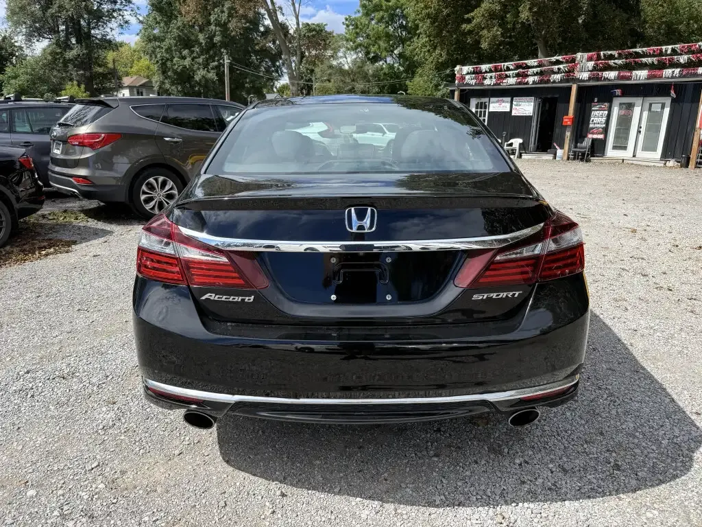 Honda Accord 2017 photo 4