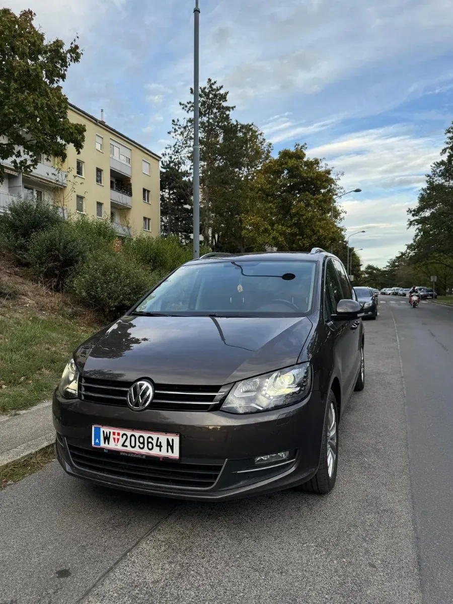 Volkswagen Sharan 2016 photo 2