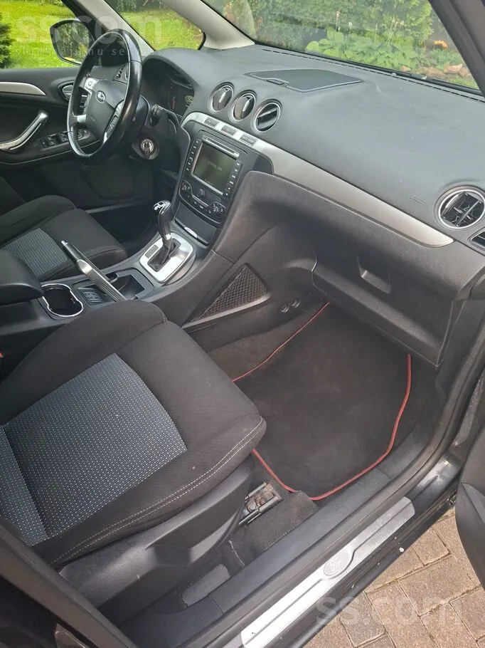 Ford S-Max 2014 photo 4