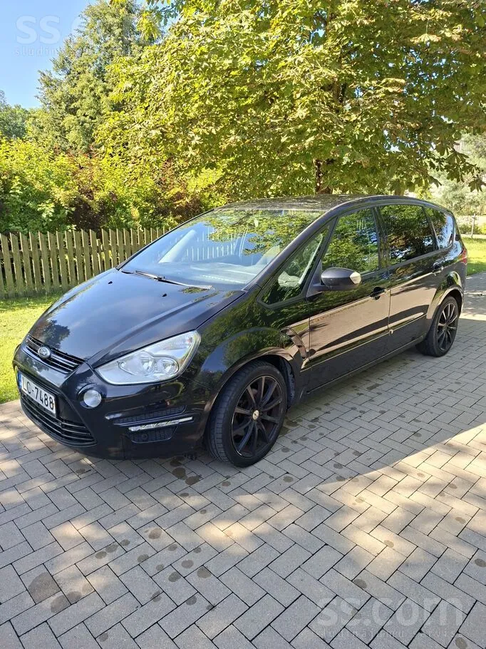 Ford S-Max