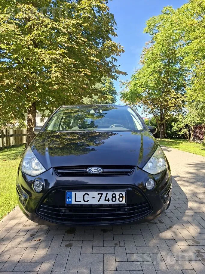 Ford S-Max 2014 photo 2
