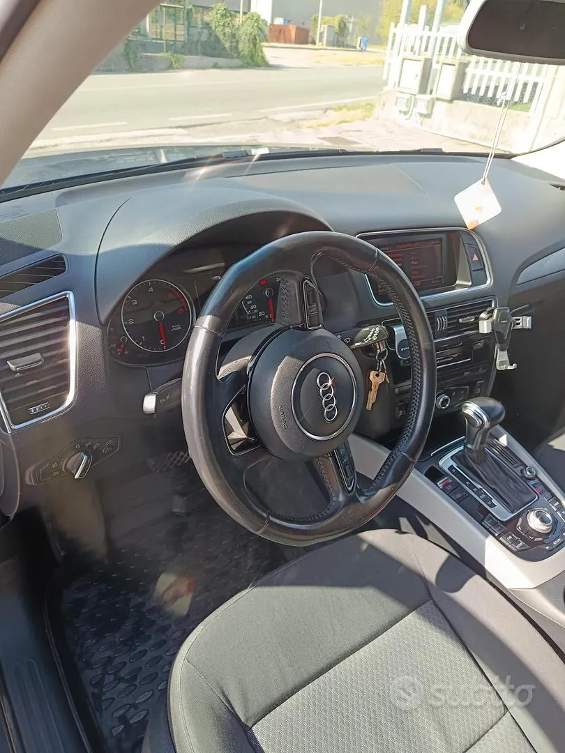 Audi Q5 2012 photo 5