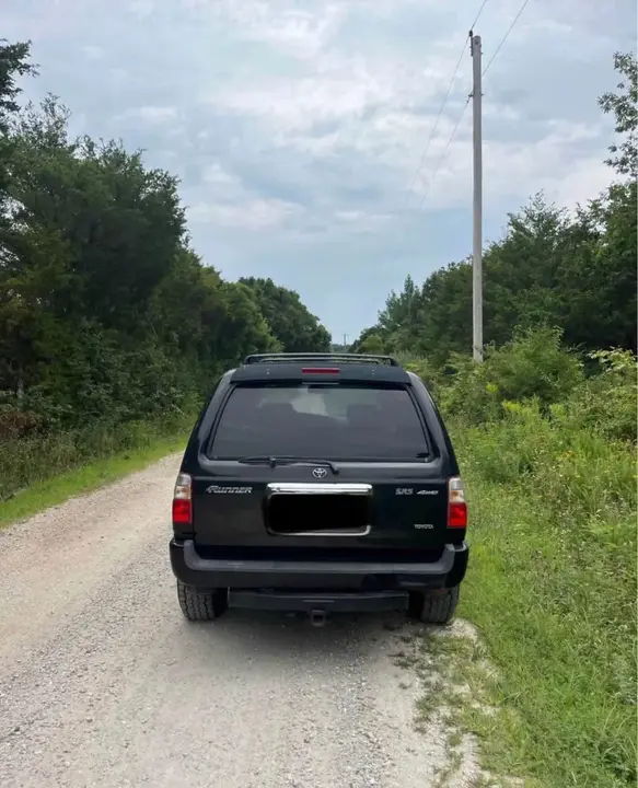 Toyota 4Runner 2002 photo 3