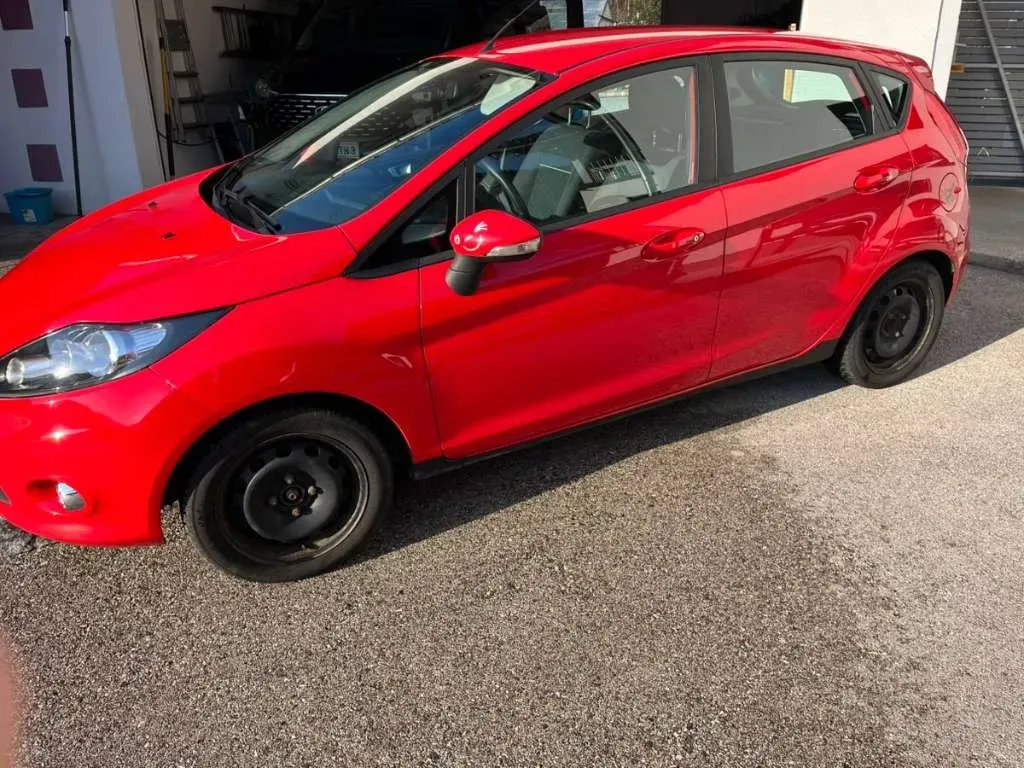 Ford Fiesta 2012 photo 3