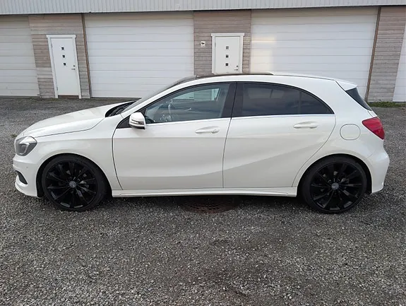 Mercedes-Benz A200 2013 photo 4