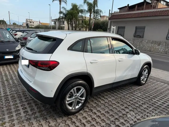 Mercedes-Benz Gla 2023 photo 4