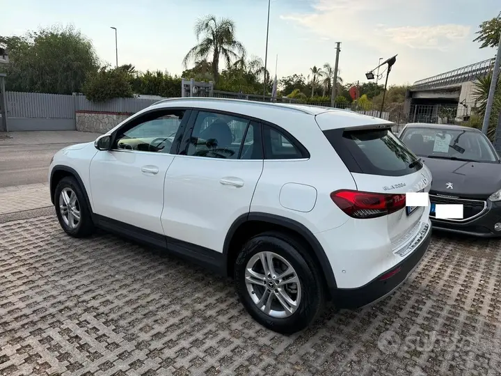 Mercedes-Benz Gla 2023 photo 5