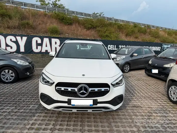Mercedes-Benz Gla 2023 photo 2
