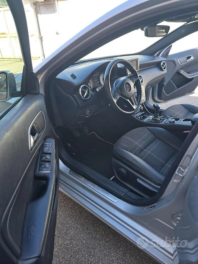 Mercedes-Benz A-Class 2014 photo 4