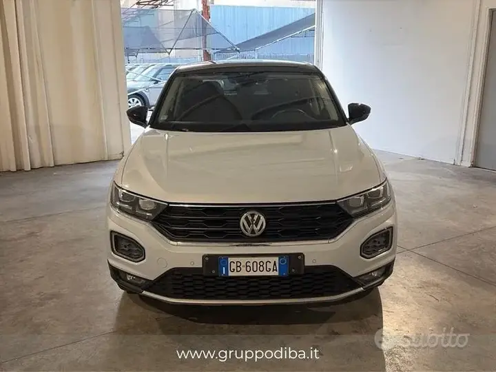 Volkswagen T-Roc 2019 photo 2