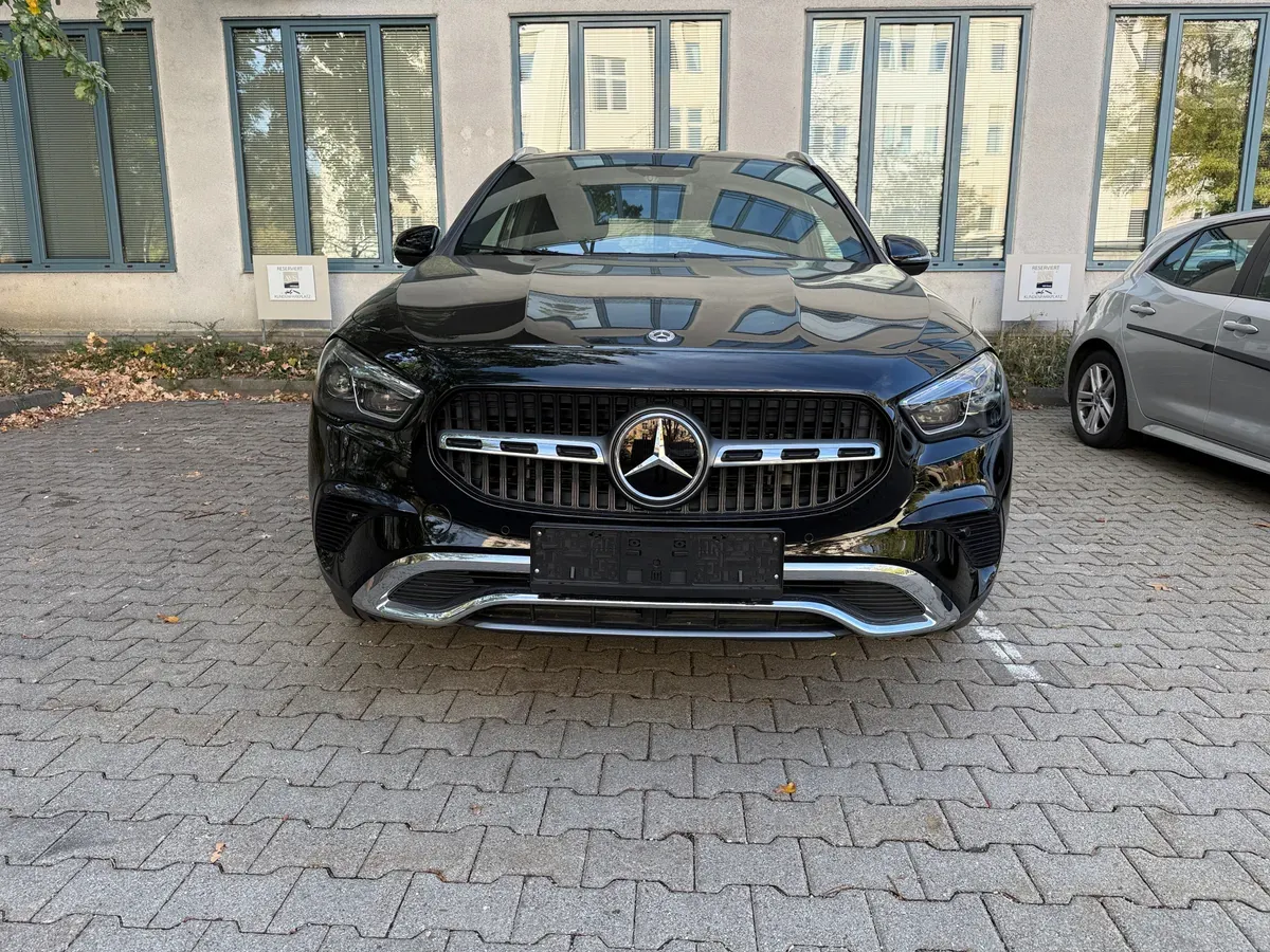 Mercedes-Benz Gla 2023 photo 3