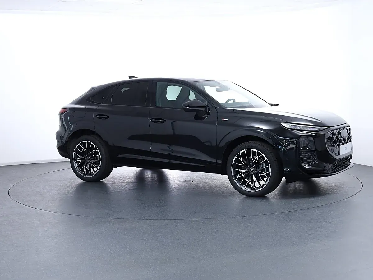Audi Q3 2026 photo 3