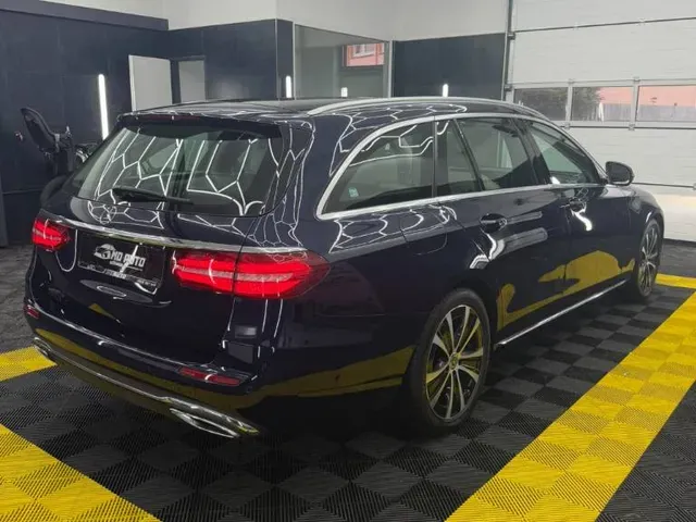 Mercedes-Benz E-Class 2017 photo 3