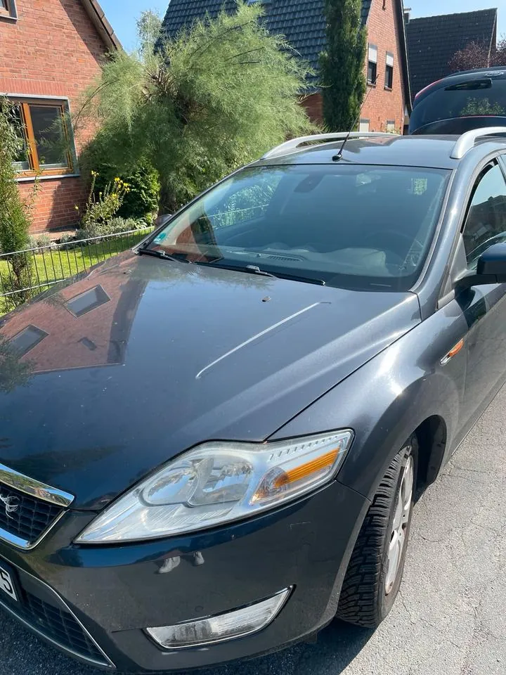 Volkswagen Mondeo