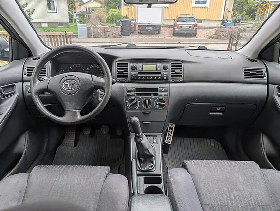 Toyota Corolla 2003 photo 4