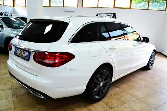 Mercedes-Benz C200D 2015 photo 3