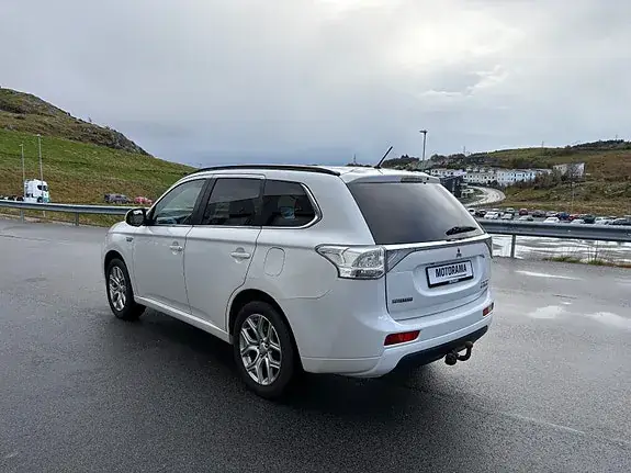 Mitsubishi Outlander 2014 photo 5