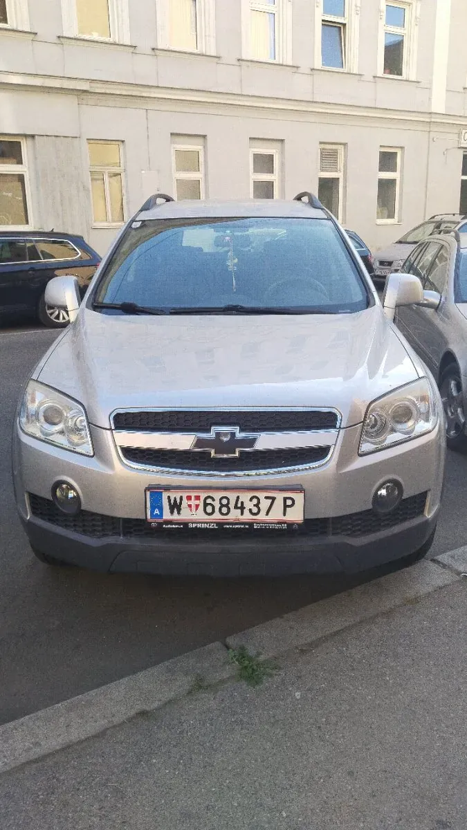 Chevrolet Captiva 2010 photo 2